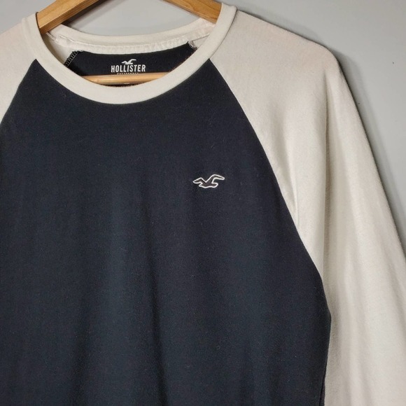 Hollister Raglan Sleeve Curved Hem Tee Black White Size Small - Picture 2 of 8